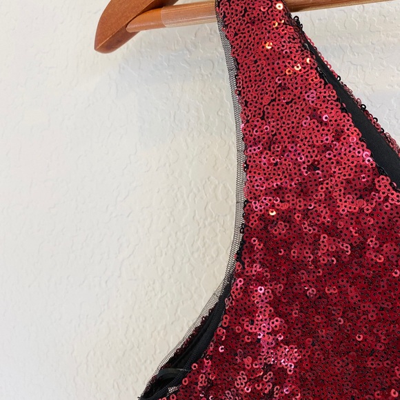 Nightway Red Sequin Gown sz 8/M NWT - Picture 7 of 15